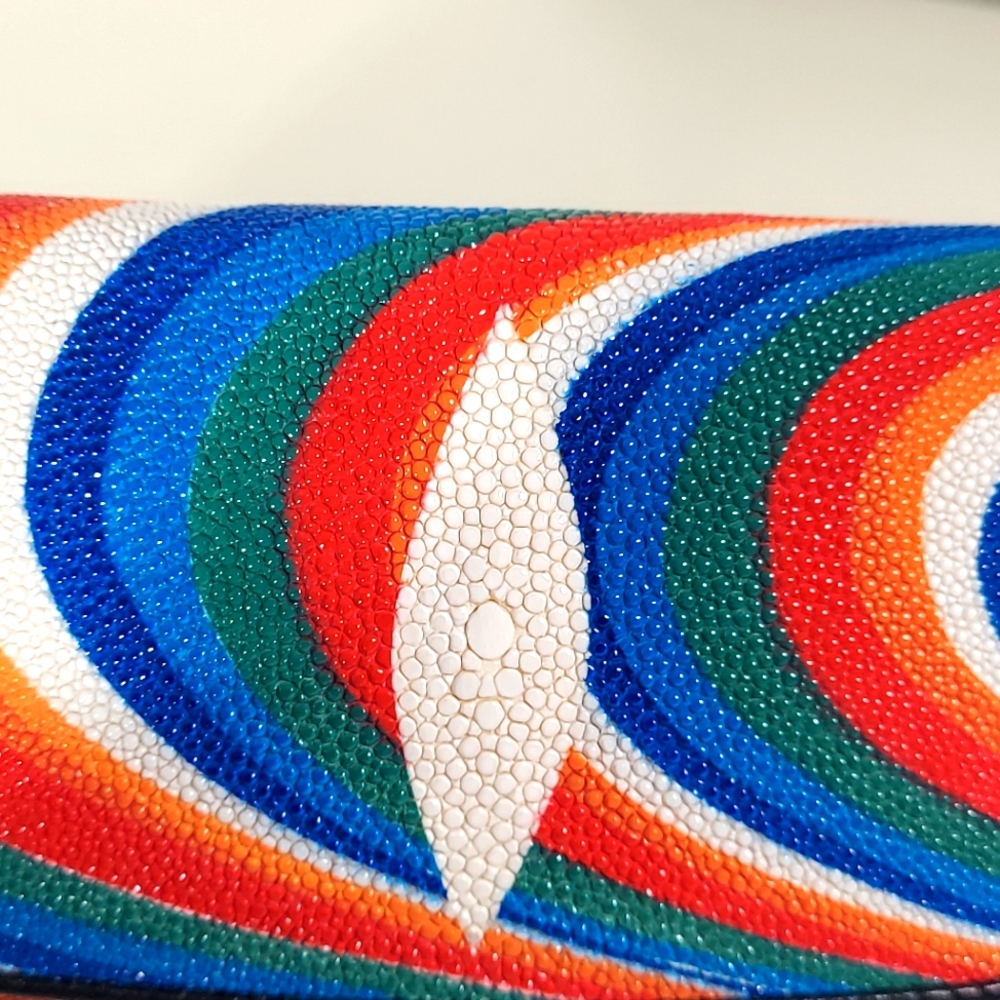 Stingray Multicolor Rectangular Wallet - Picture 12 of 13